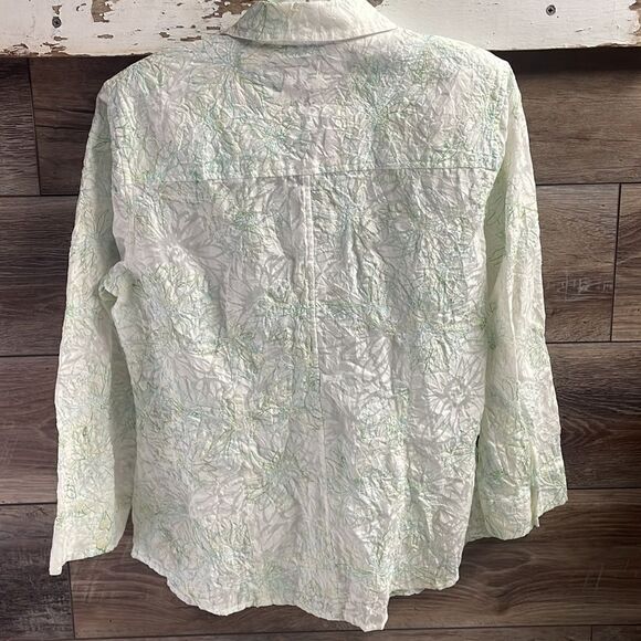 J.H. Collectibles Button Blouse, Ladies Size M, White and Green - Picture 4 of 8